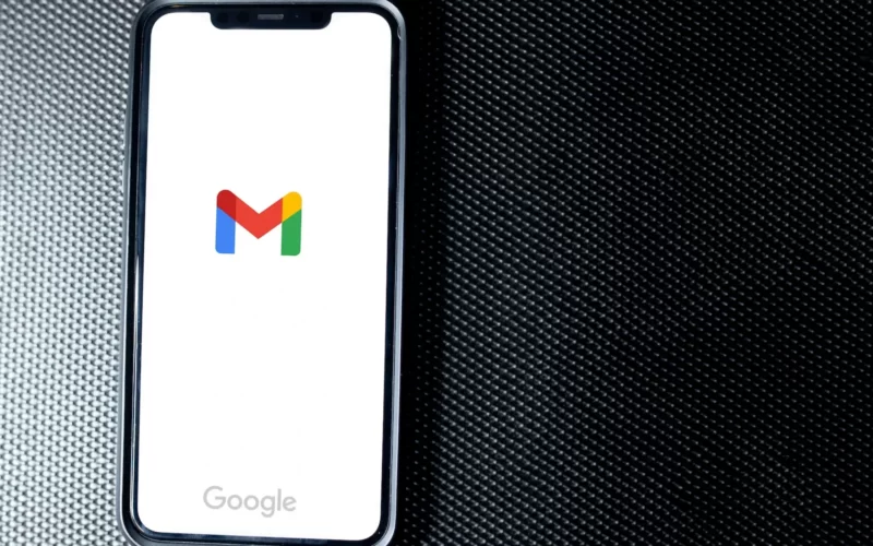 black samsung android smartphone on black textile